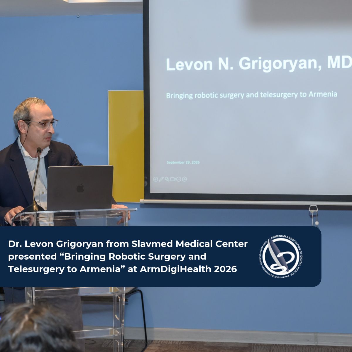 Dr Levon Grigoryan presenting robotic surgery and telesurgery