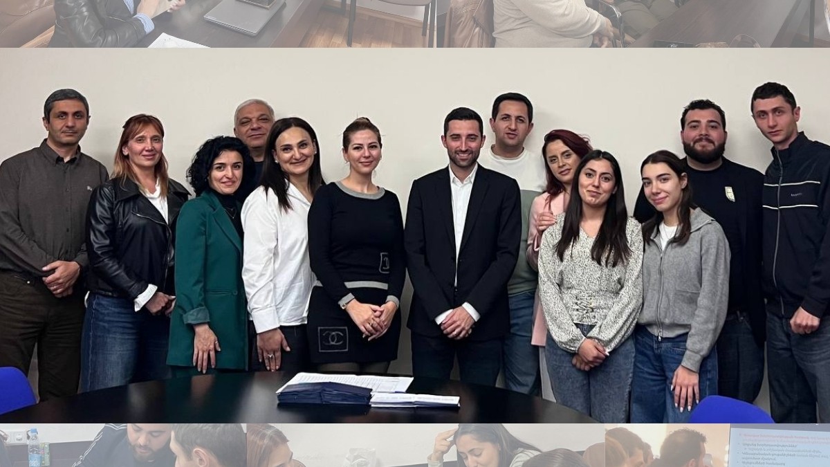 Master of Public Health students at YSMU with Dr Robin Vicken Ohannessian
